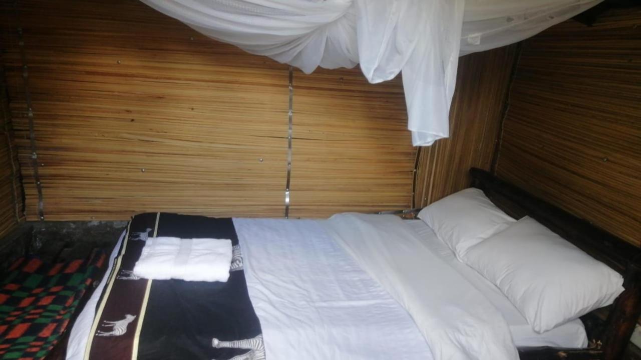 Lillypond Camp Hotel Elmenteita Eksteriør billede